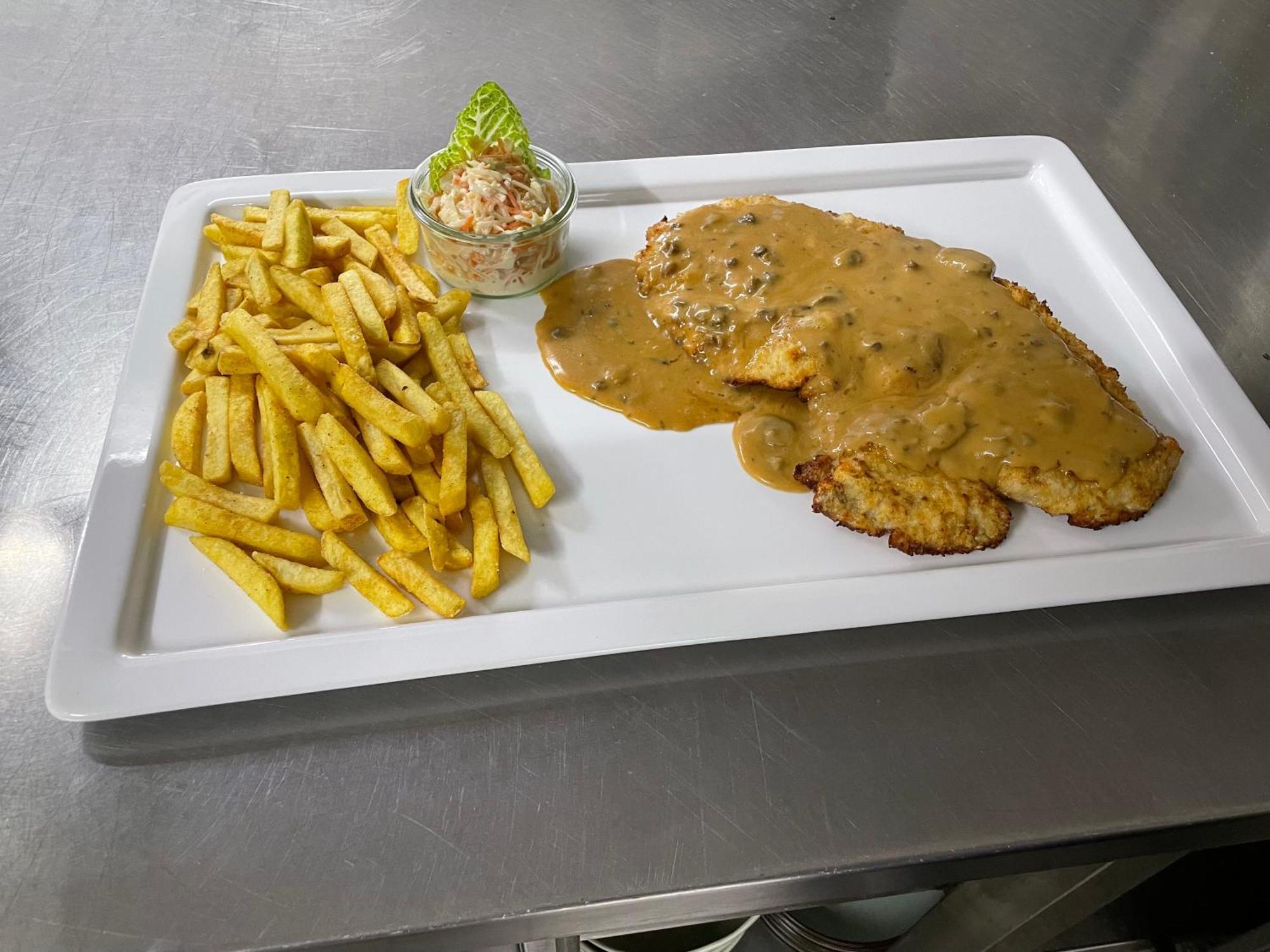 Altes Rathaus Hotel-Restaurant-Cafe Wolfhagen Bagian luar foto