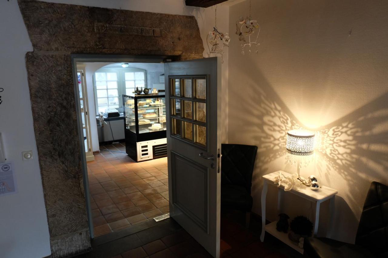 Altes Rathaus Hotel-Restaurant-Cafe Wolfhagen Bagian luar foto